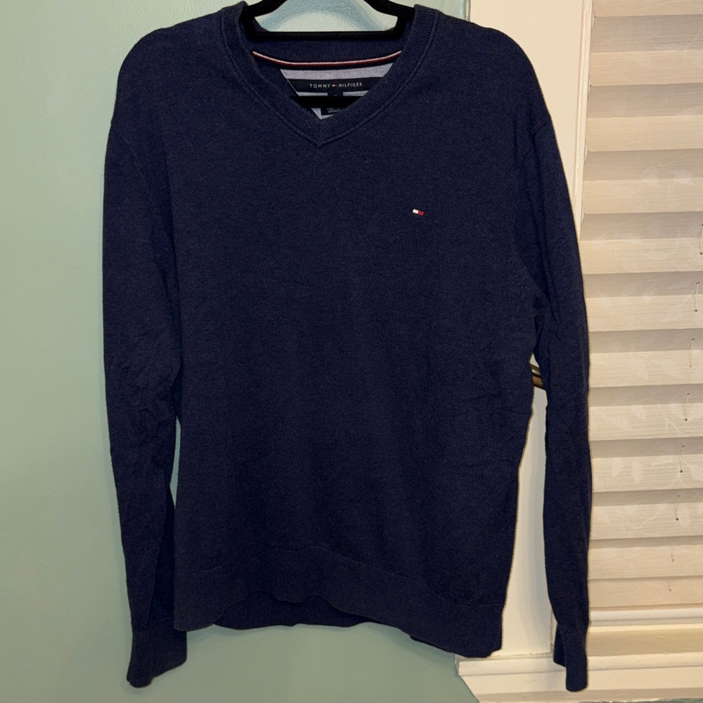 Tommy Hilfiger Men’s XL V-Neck Sweater Dark Blue Cotton Classic